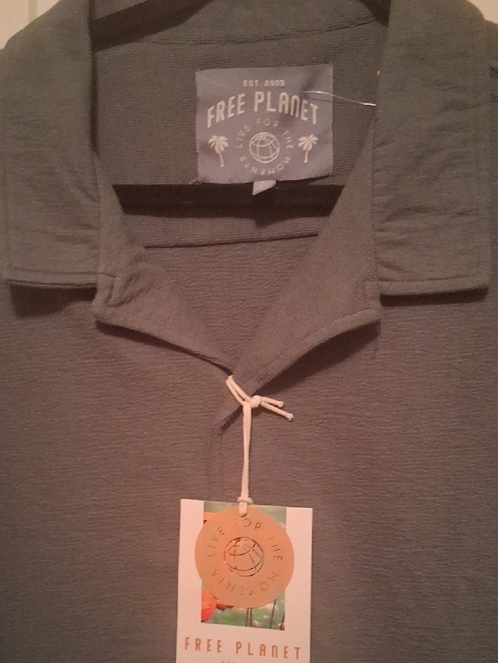 Free Planet Olive Textured Collar Button Down SS Camp Shirt L